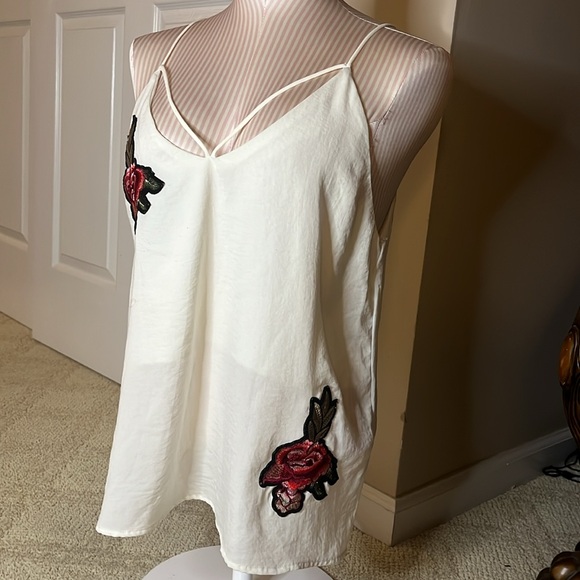 Lipslide Rose tank‎ - Picture 2 of 8
